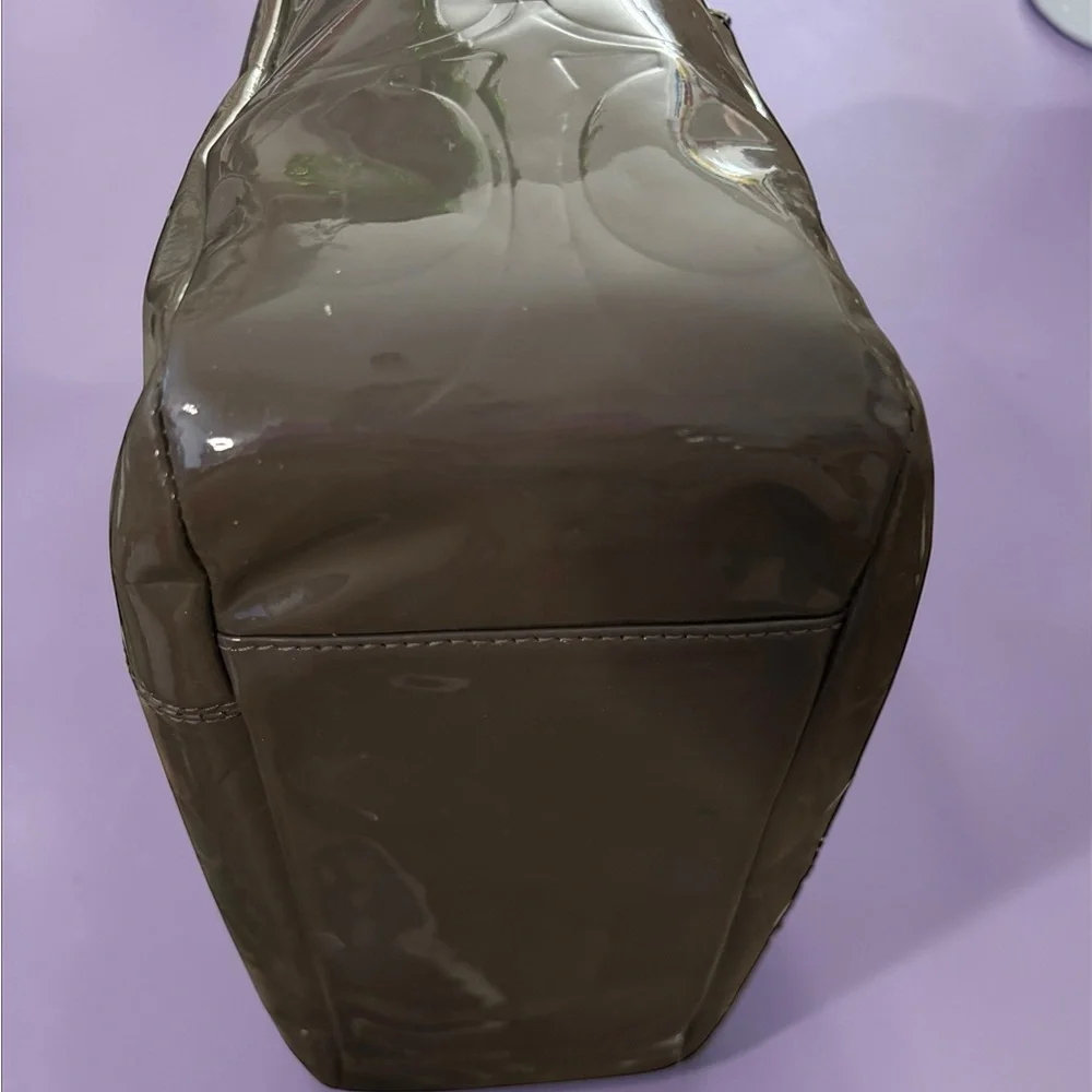 Coach 2FER Bundle Patent Leather Tote & Wallet in Dark Grey - Picture 5 of 13